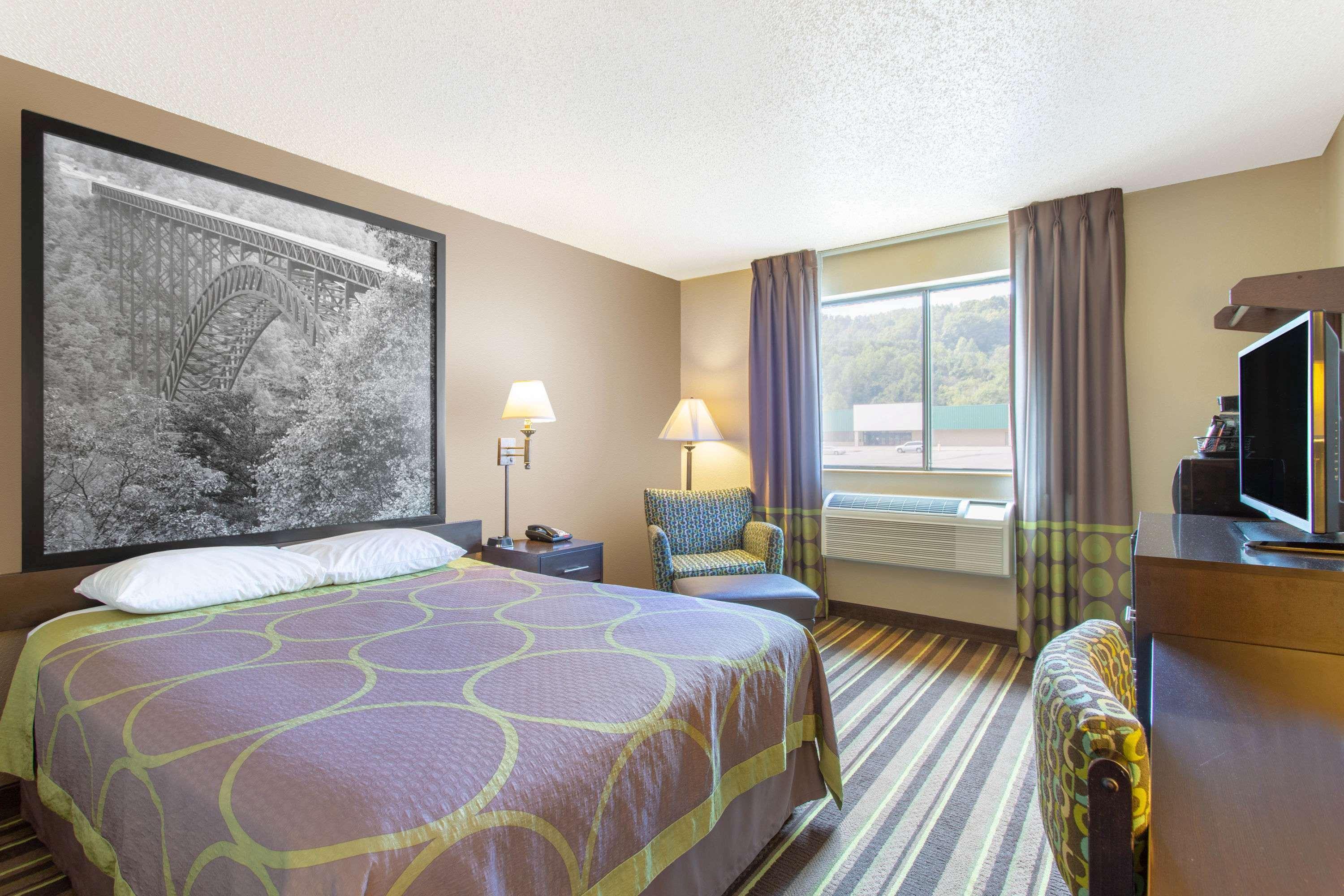 מלון Super 8 By Wyndham Weston Wv מראה חיצוני תמונה